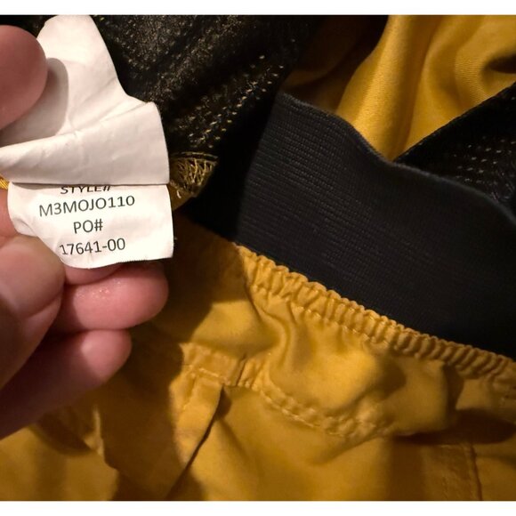 Prana Mojo Shorts Mens XL 9" Yellow Stretch Athletic Activewear Gym Yoga - Picture 3 of 7